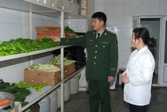 beat365官网-HB商店免费领取黑客模拟游戏《黑客网络 豪华版》(图2) beat365官网