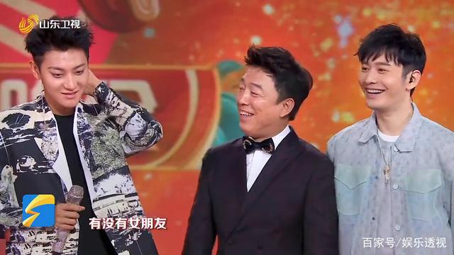 beat365亚洲体育官方网站_武汉大学环境法研究所成功举办中法环境法座谈会(图3) beat365官网